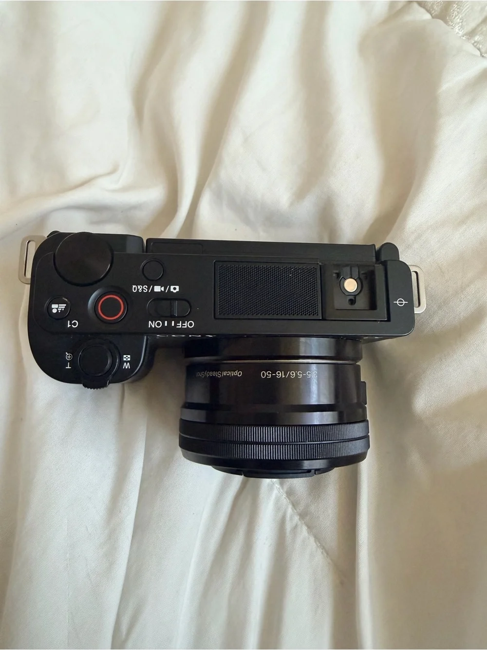Sony - Alpha ZVE10: APS-C Content Creators' Camera